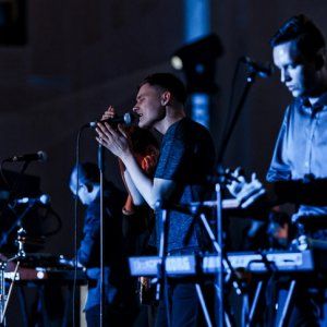 Концертная сцена с профессиональным светом и звуком UST в Санкт-Петербурге